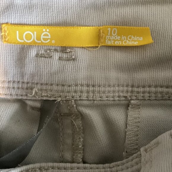 Lolë Bermuda Shorts SPF50+ Stretch Sz 10 Light Beige 120J - Picture 7 of 11